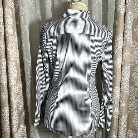 Ann Taylor Striped Button down long sleeve Shirt size 10p - Picture 4 of 7